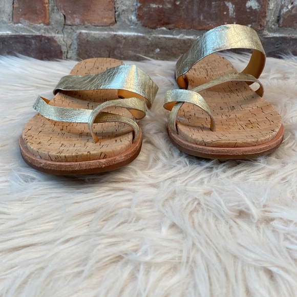 Kork-Ease Belinda Leather Metallic Gold Sandals, Size 11M - Picture 9 of 17